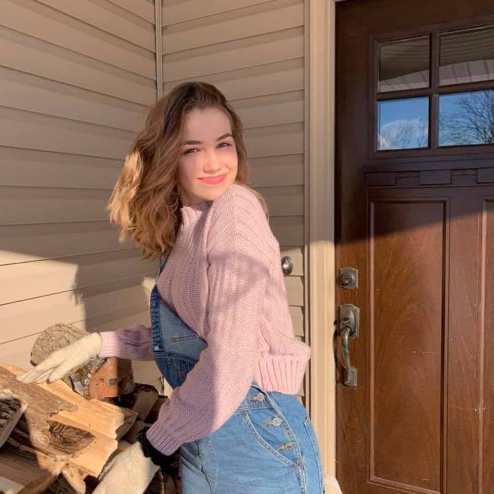Meet your Posher, Natalie